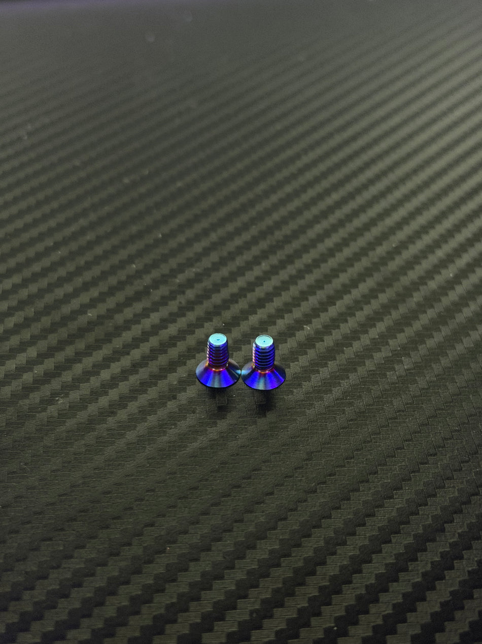 ultra bee reservoir cap bolts